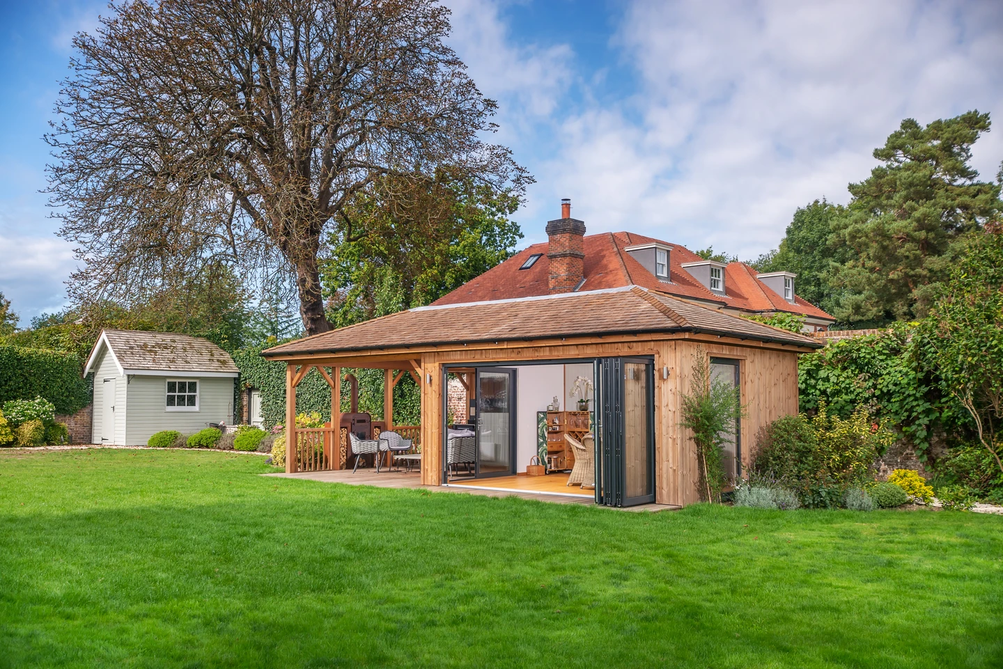 Garden studio with natural light